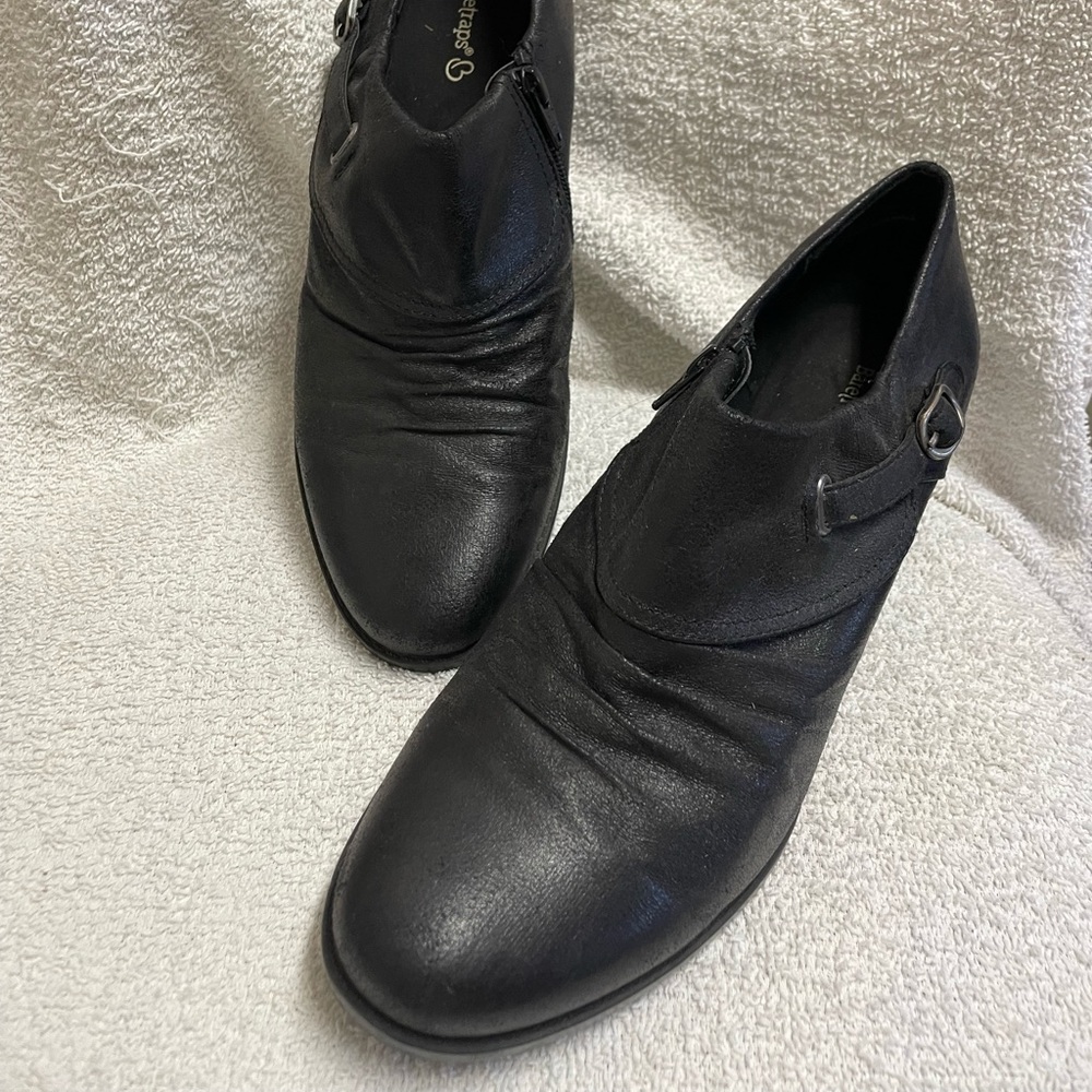 Baretraps Women ankle boots